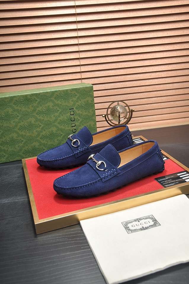 Gucci Leather Sneakers Colorway 5 1133230-5