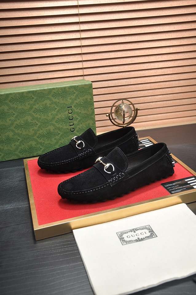 Gucci Leather Sneakers Colorway 3 1133230-3