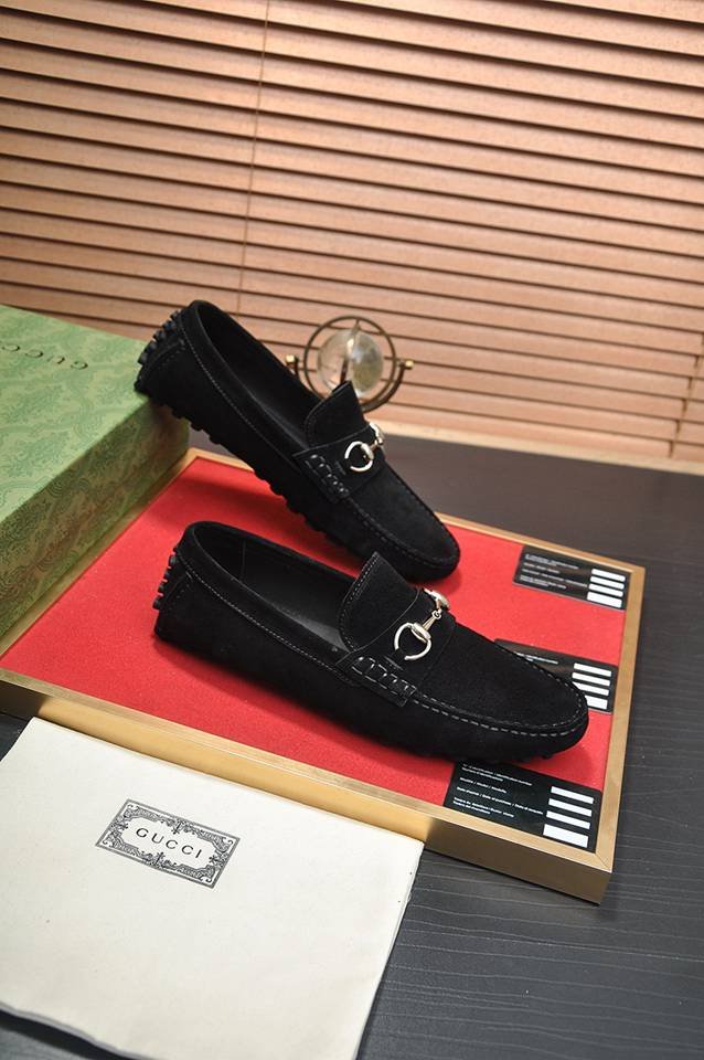 Gucci Leather Sneakers Colorway 3 1133230-3
