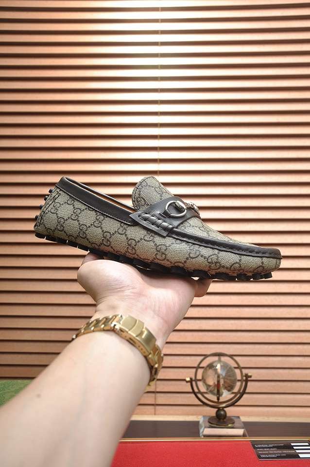 Gucci Leather Sneakers Colorway 1 1133230-1