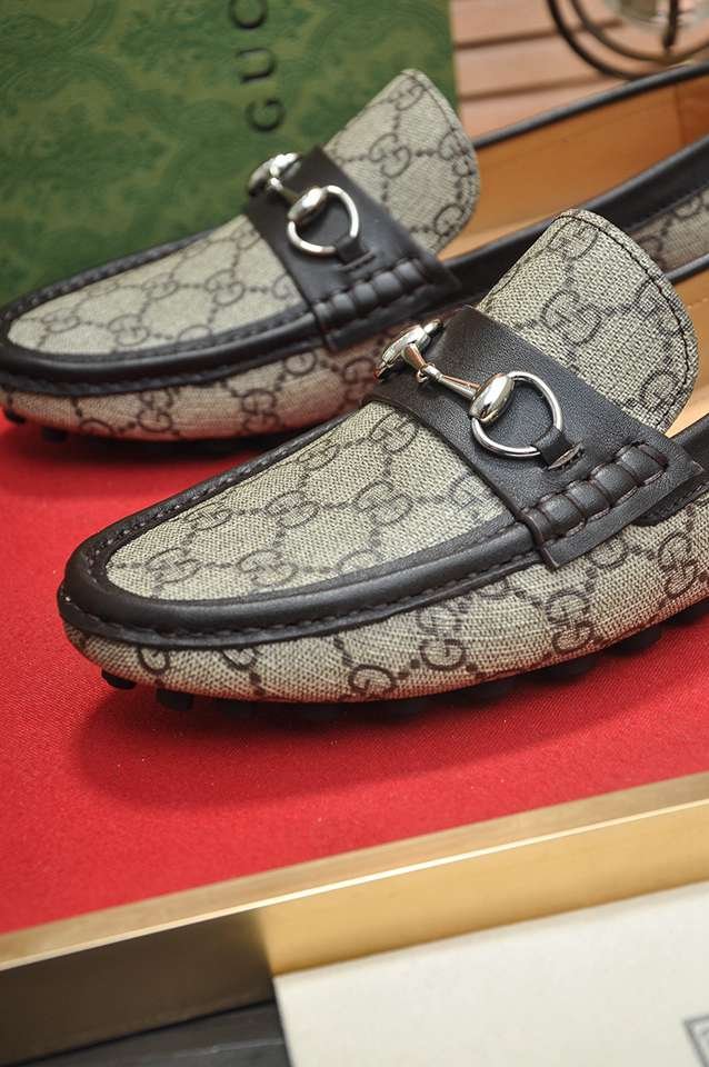 Gucci Leather Sneakers Colorway 1 1133230-1