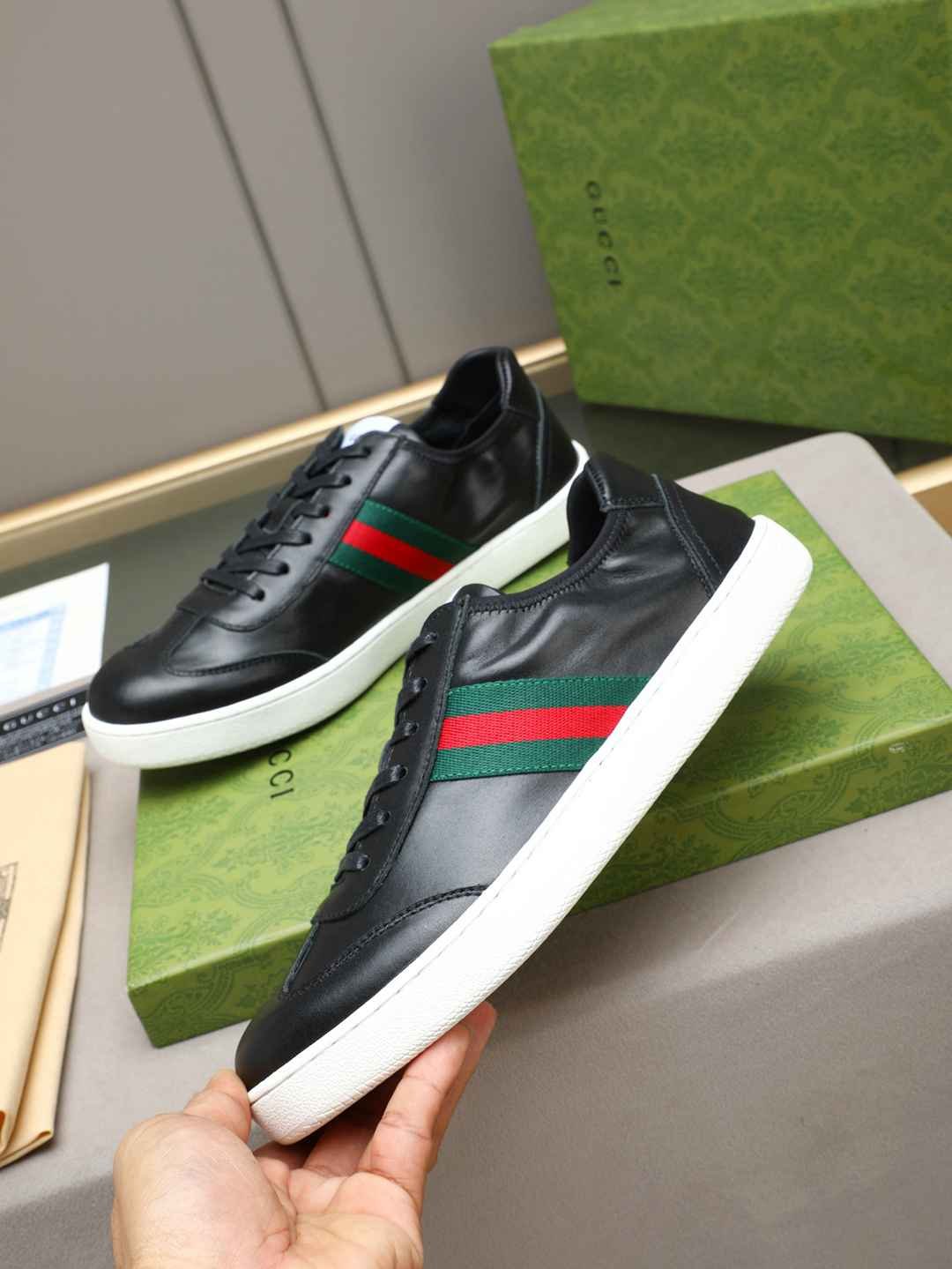 Gucci Leather Court Sneakers Colorway 6 1308230-6