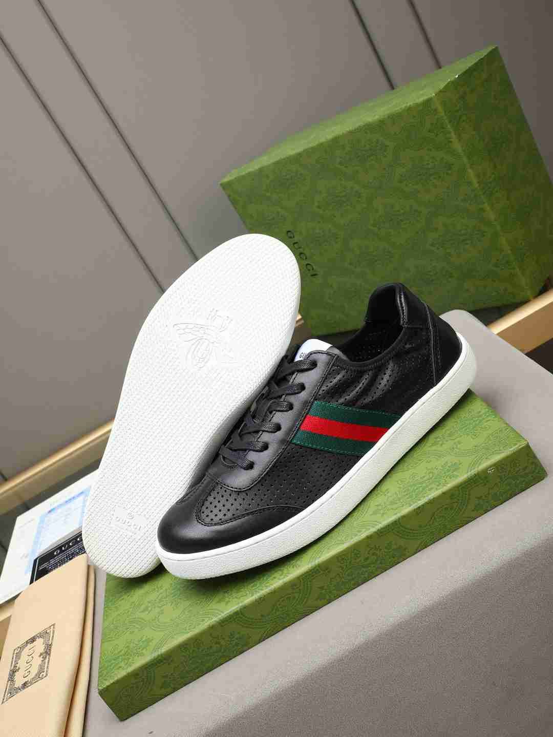 Gucci Leather Court Sneakers Colorway 2 1308230-2