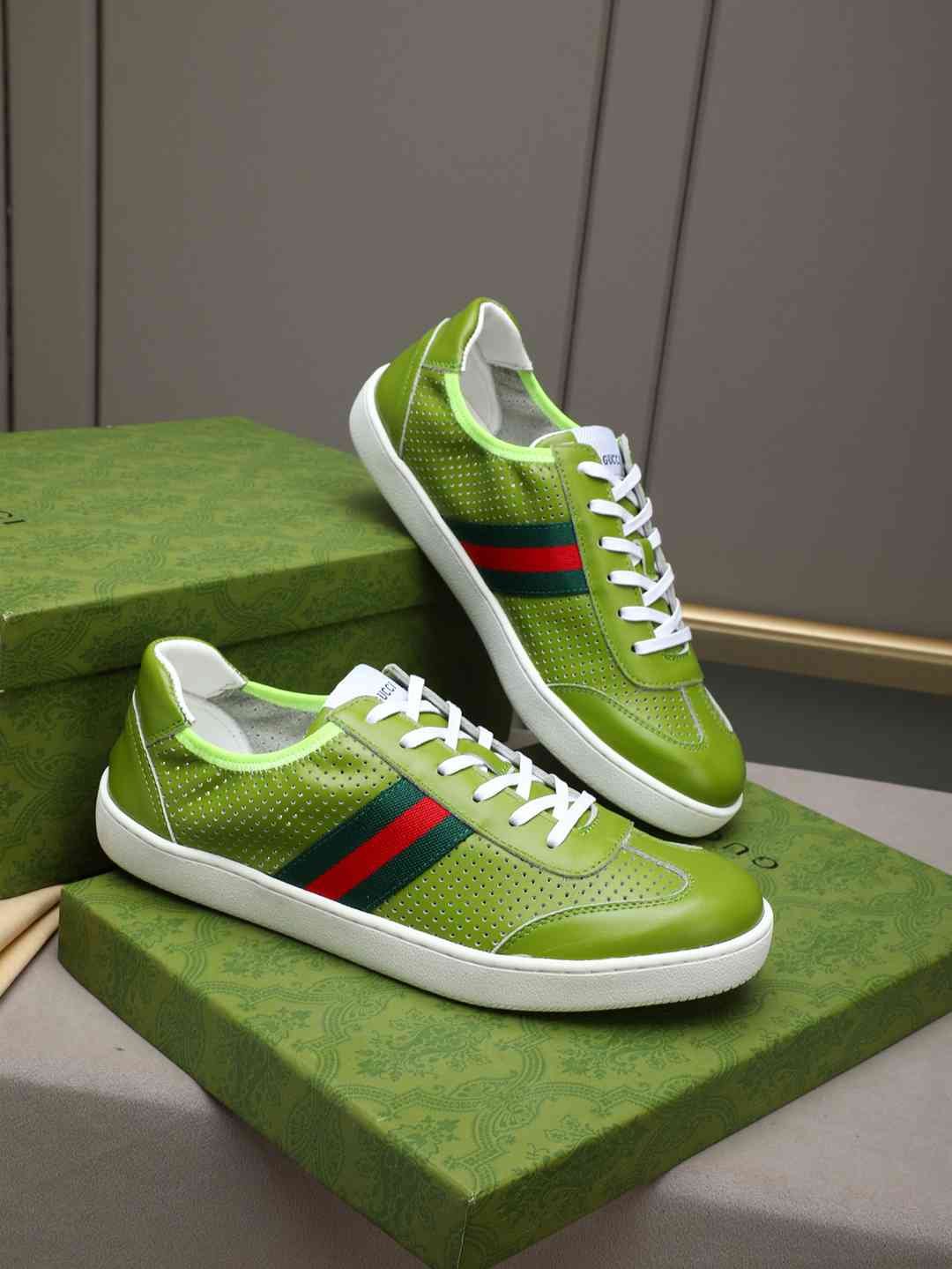 Gucci Leather Court Sneakers 1308230