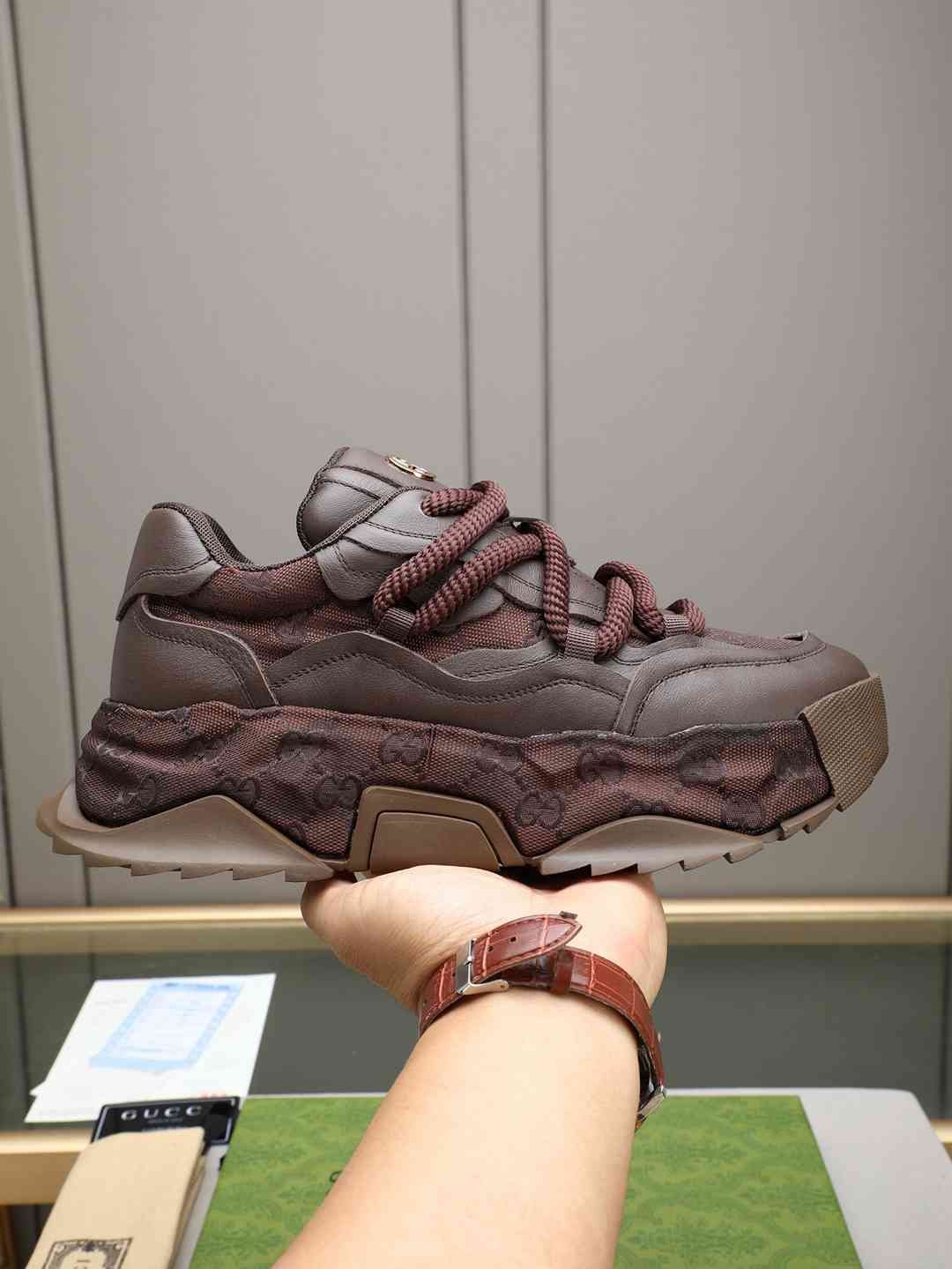 Gucci Leather Sneakers Colorway 4 1308320-4