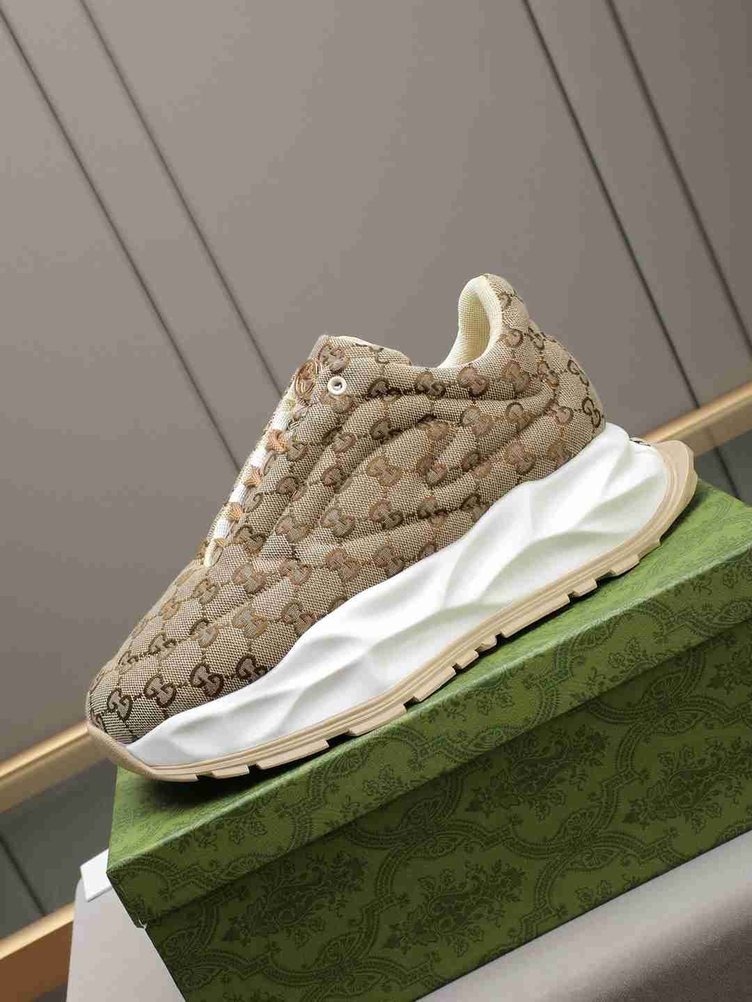 Gucci Canvas Sneakers Colorway 3 1308290-3