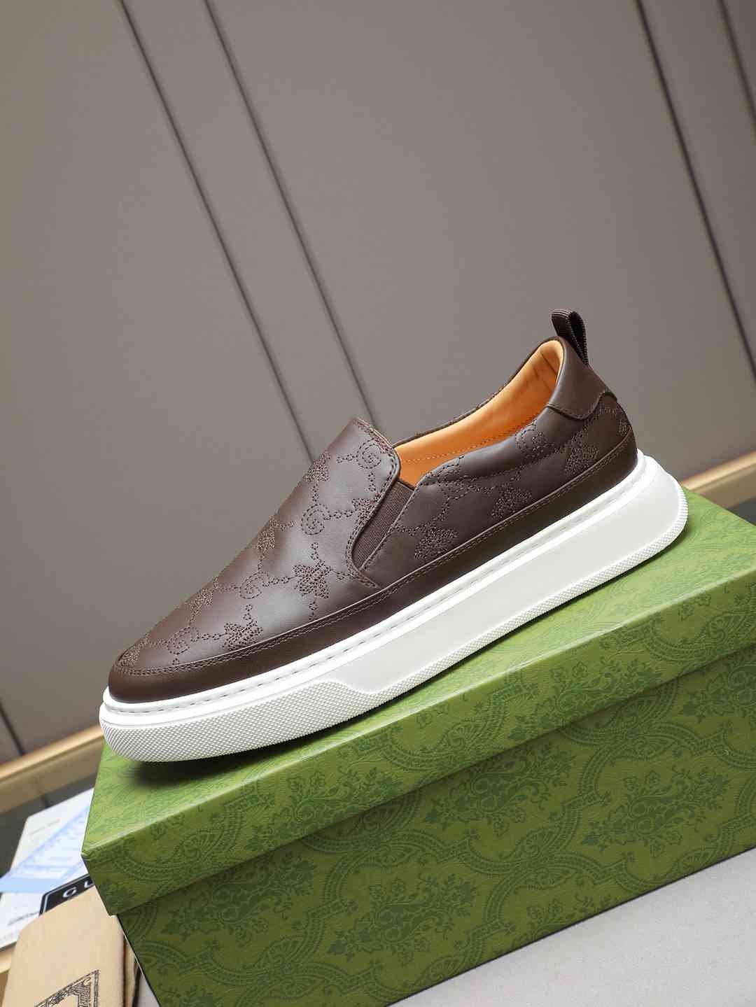 Gucci Leather Sneakers Colorway 3 1308270-3