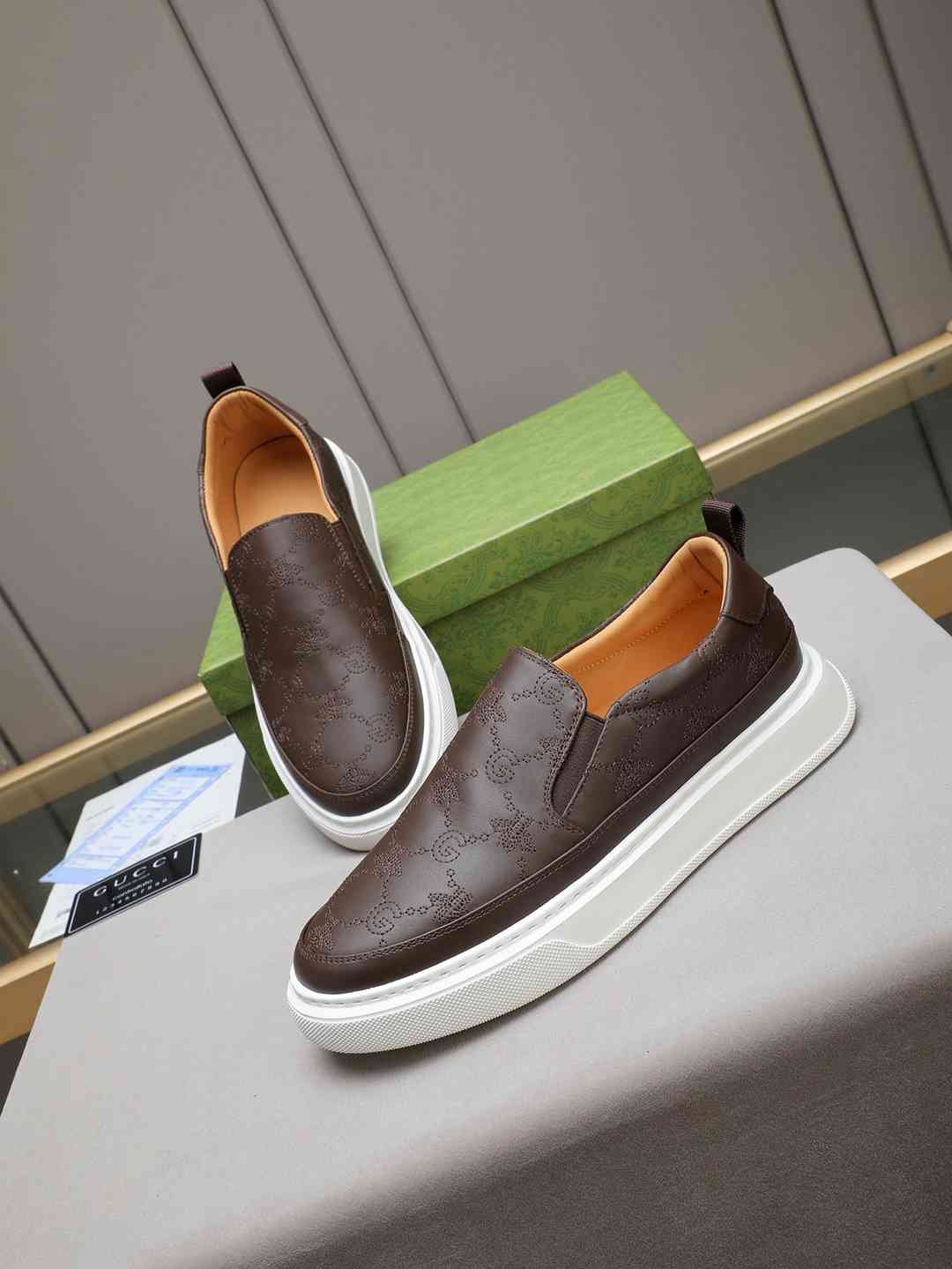 Gucci Leather Sneakers Colorway 3 1308270-3