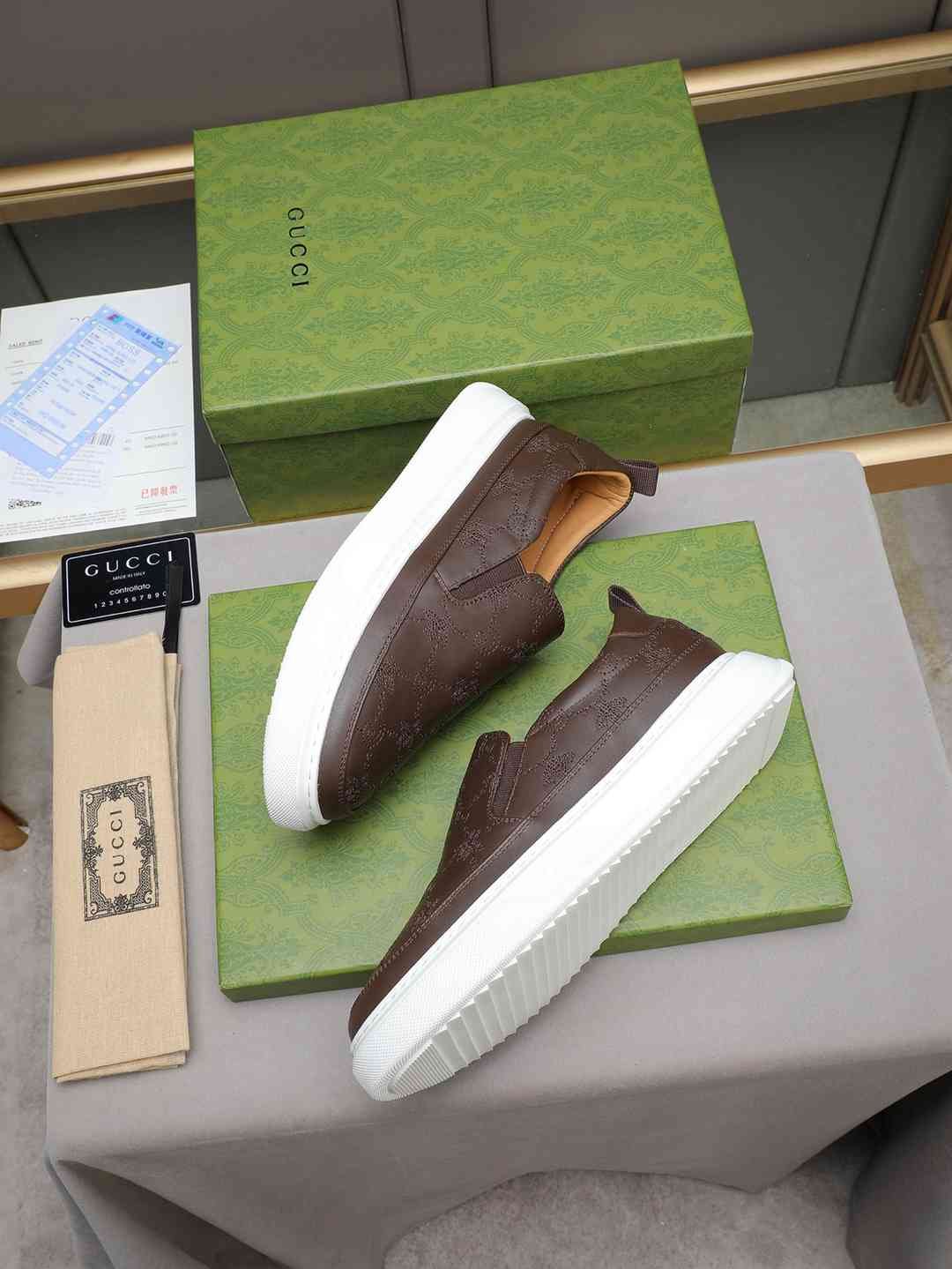 Gucci Leather Sneakers Colorway 3 1308270-3