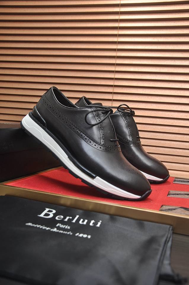 Brunello Cucinelli Men’s Berlut logo Dress Shoes 1133430