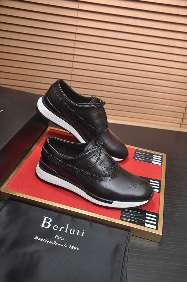 Brunello Cucinelli Men’s Berlut logo Dress Shoes 1133430