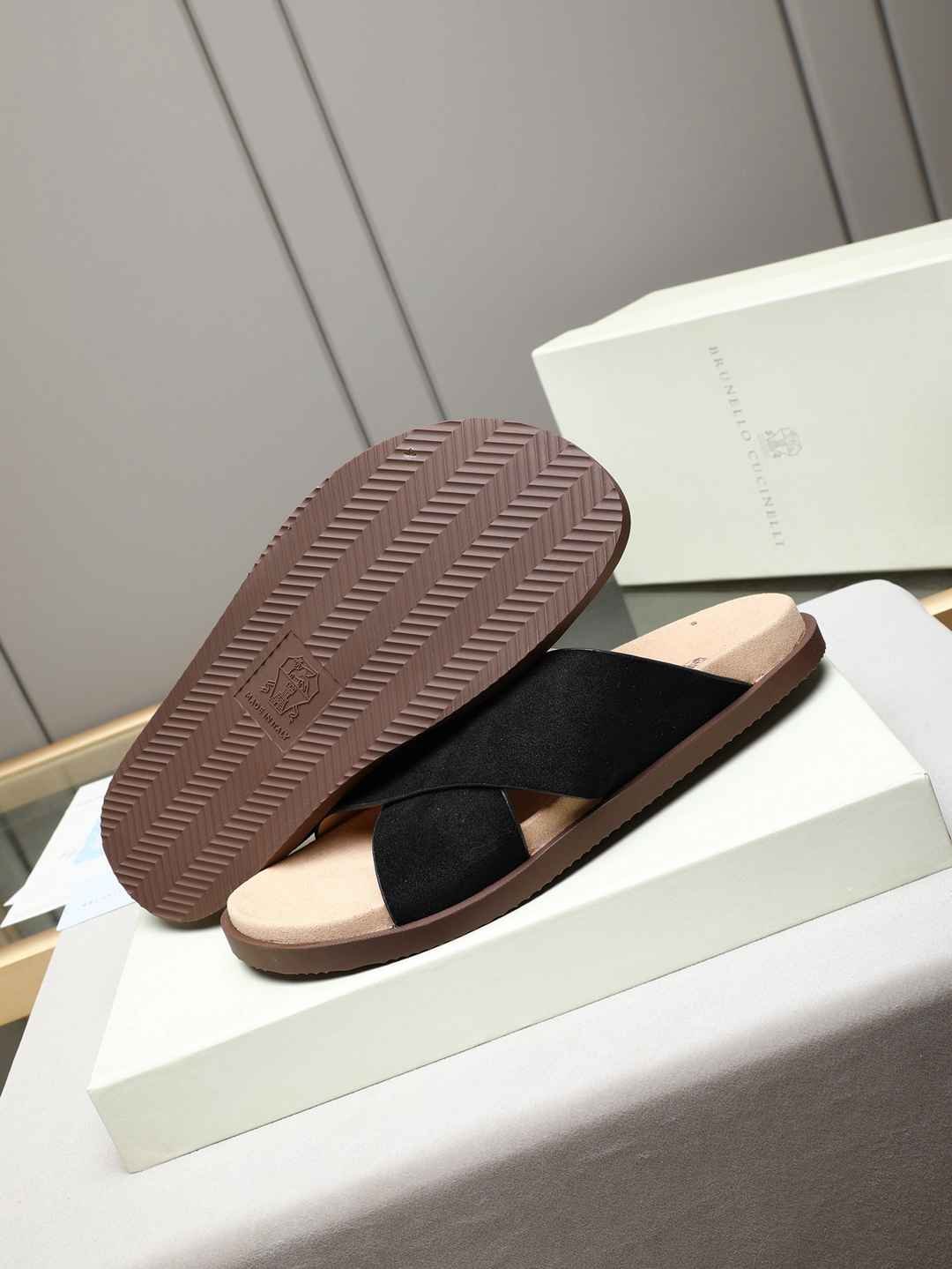 Brunello Cucinelli Men’s Brunello Cucinelli Slides Colorway 31 1308180-31