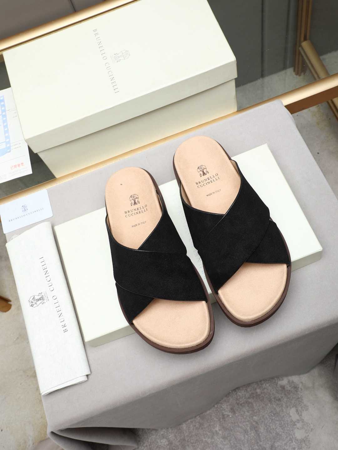Brunello Cucinelli Men’s Brunello Cucinelli Slides Colorway 31 1308180-31