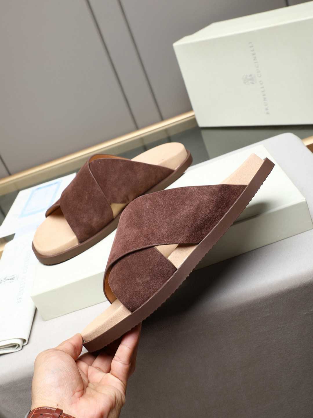 Brunello Cucinelli Men’s Brunello Cucinelli Slides Colorway 30 1308180-30