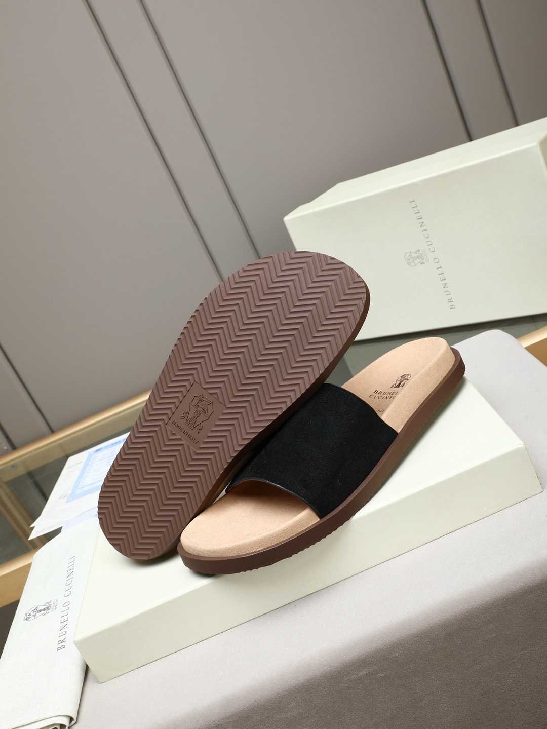 Brunello Cucinelli Men’s Brunello Cucinelli Slides Colorway 28 1308180-28