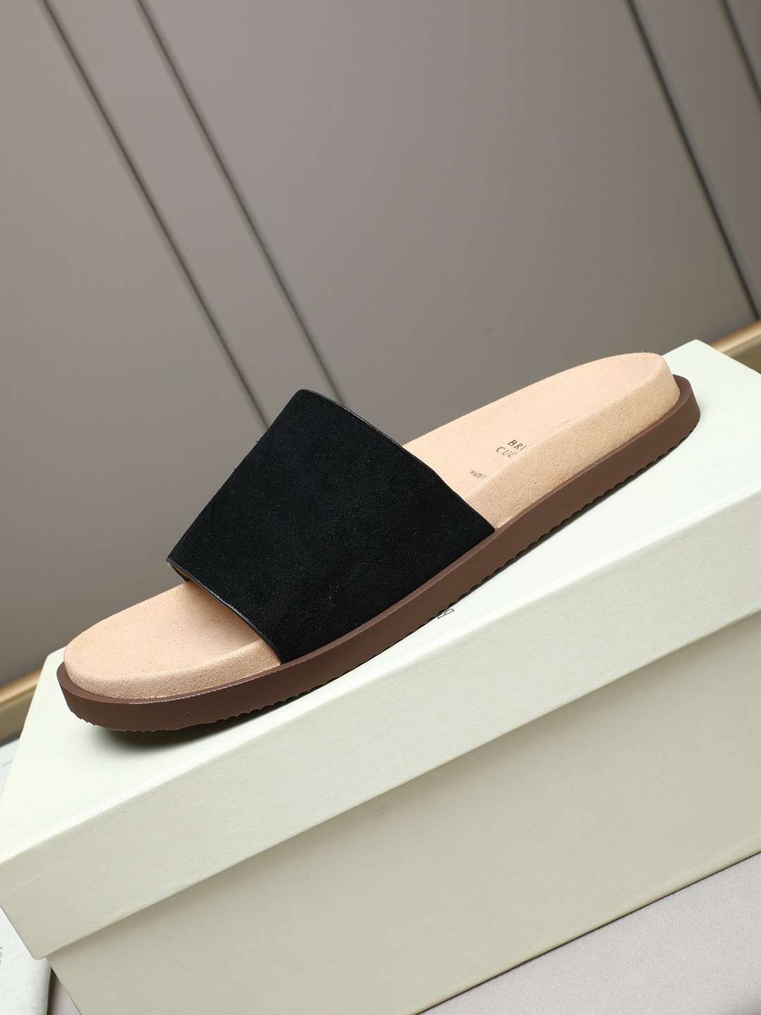 Brunello Cucinelli Men’s Brunello Cucinelli Slides Colorway 28 1308180-28