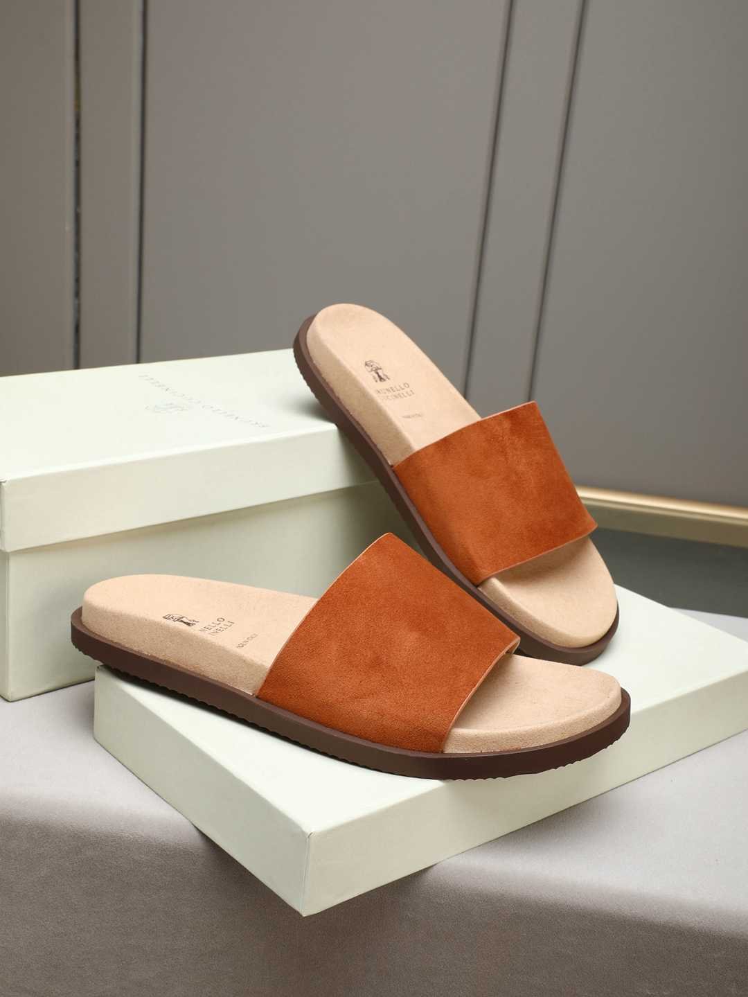 Brunello Cucinelli Men’s Brunello Cucinelli Slides Colorway 27 1308180-27