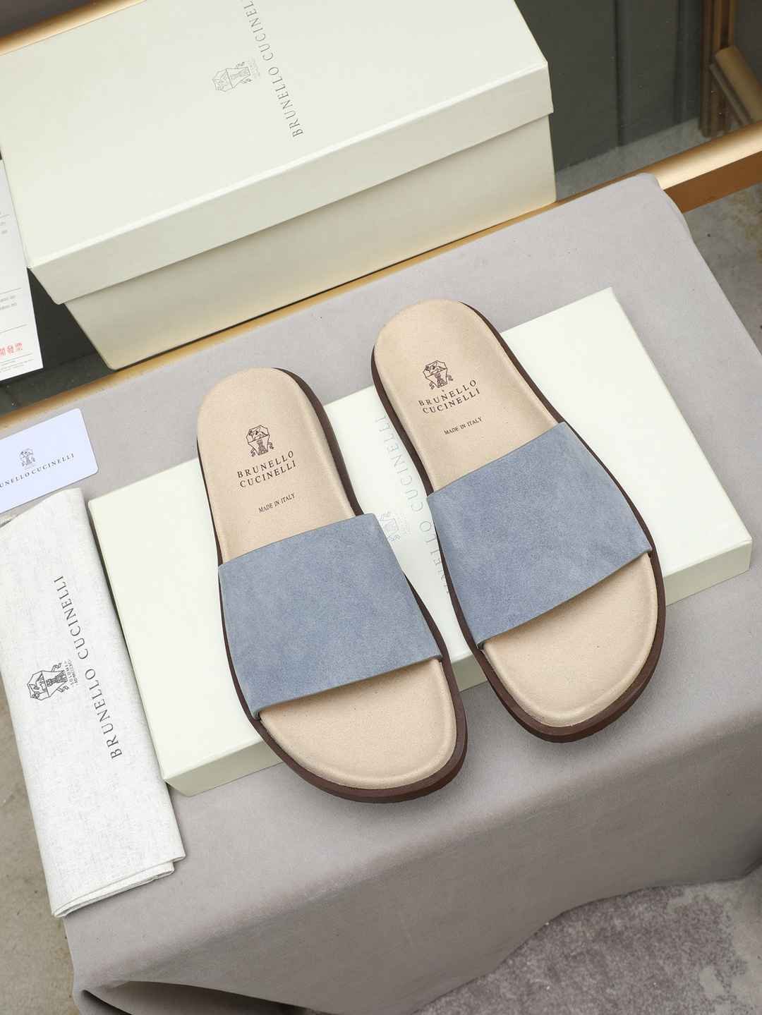 Brunello Cucinelli Men’s Brunello Cucinelli Slides Colorway 25 1308180-25