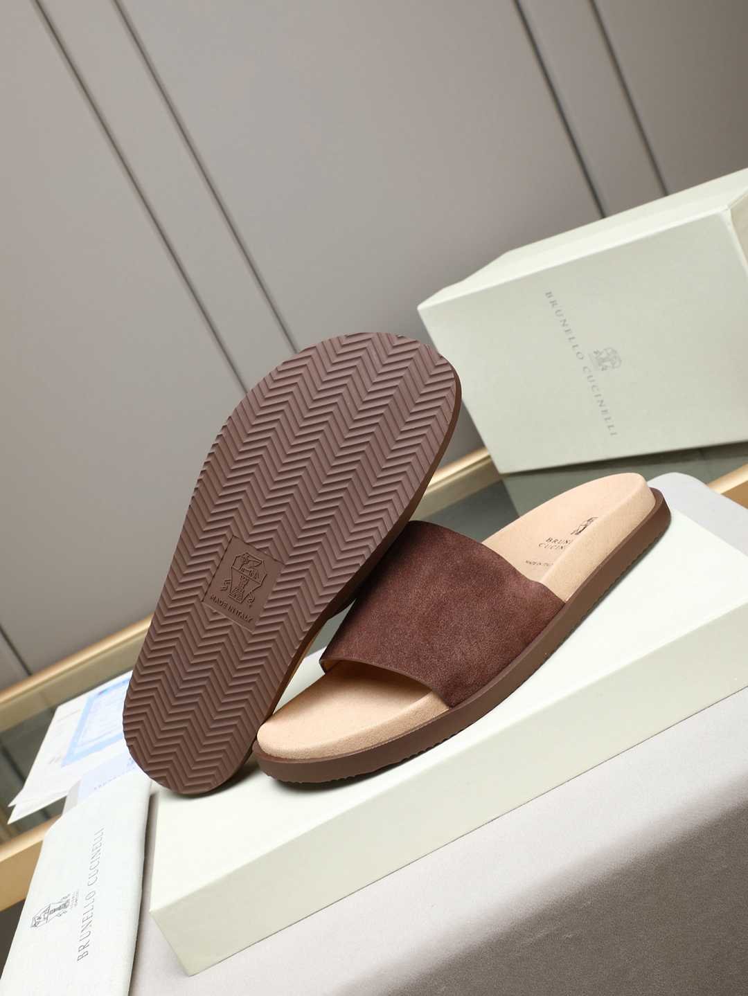 Brunello Cucinelli Men’s Brunello Cucinelli Slides Colorway 24 1308180-24