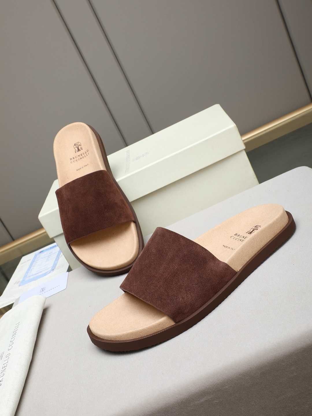 Brunello Cucinelli Men’s Brunello Cucinelli Slides Colorway 24 1308180-24