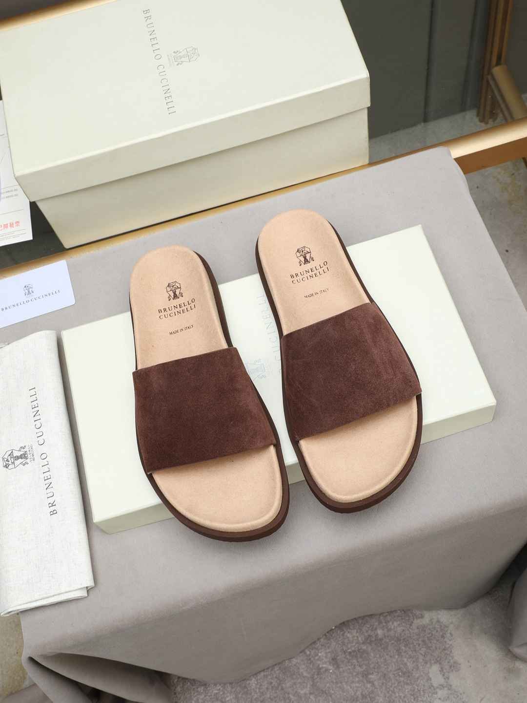 Brunello Cucinelli Men’s Brunello Cucinelli Slides Colorway 24 1308180-24