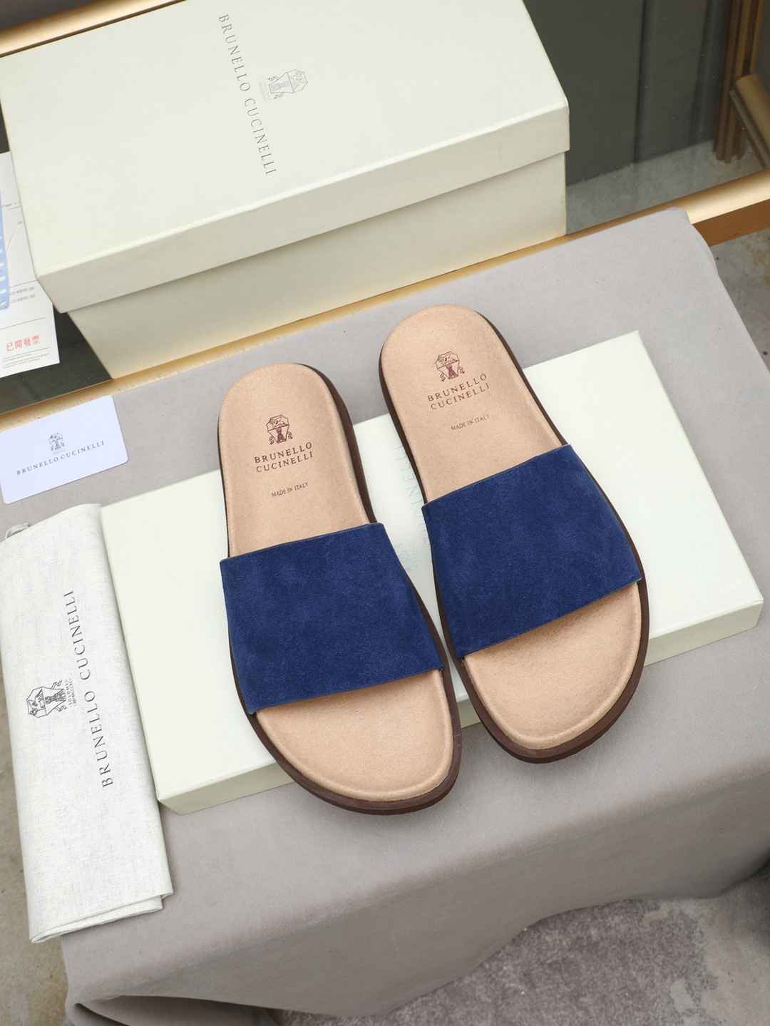 Brunello Cucinelli Men’s Brunello Cucinelli Slides Colorway 23 1308180-23