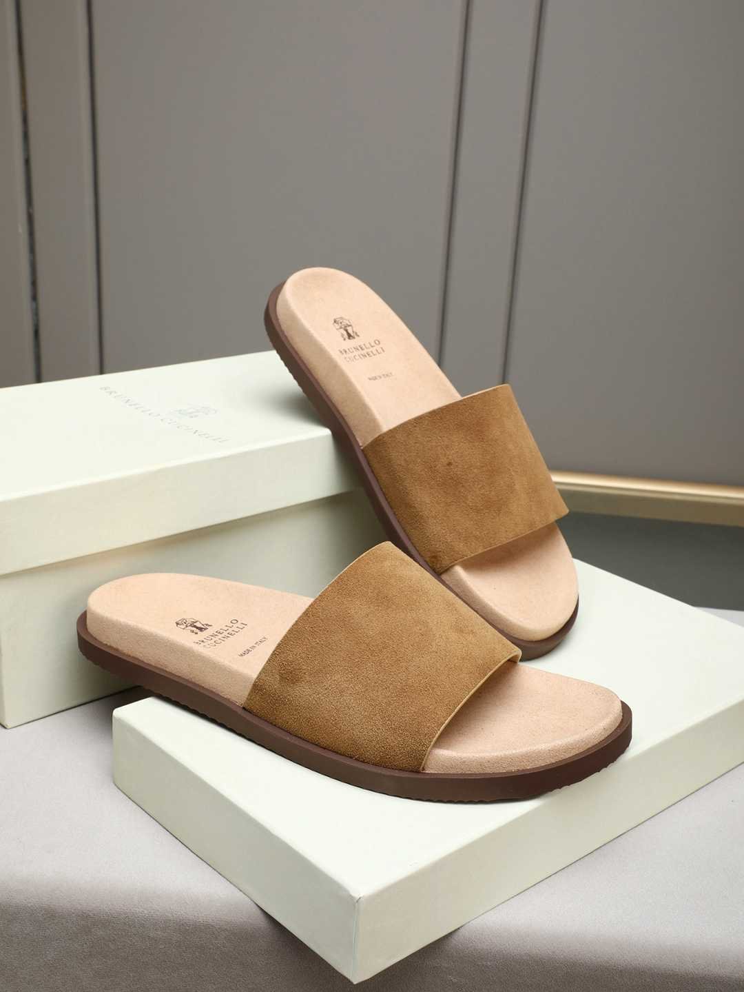 Brunello Cucinelli Men’s Brunello Cucinelli Slides Colorway 22 1308180-22