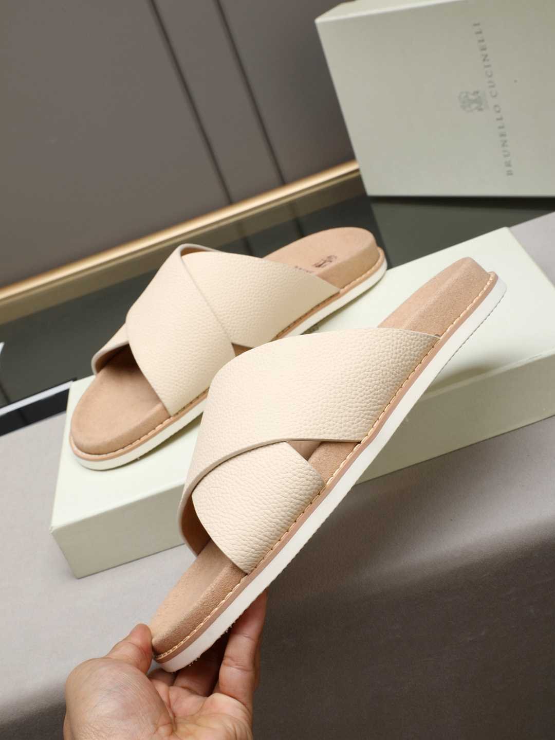 Brunello Cucinelli Men’s Brunello Cucinelli Slides Colorway 21 1308180-21