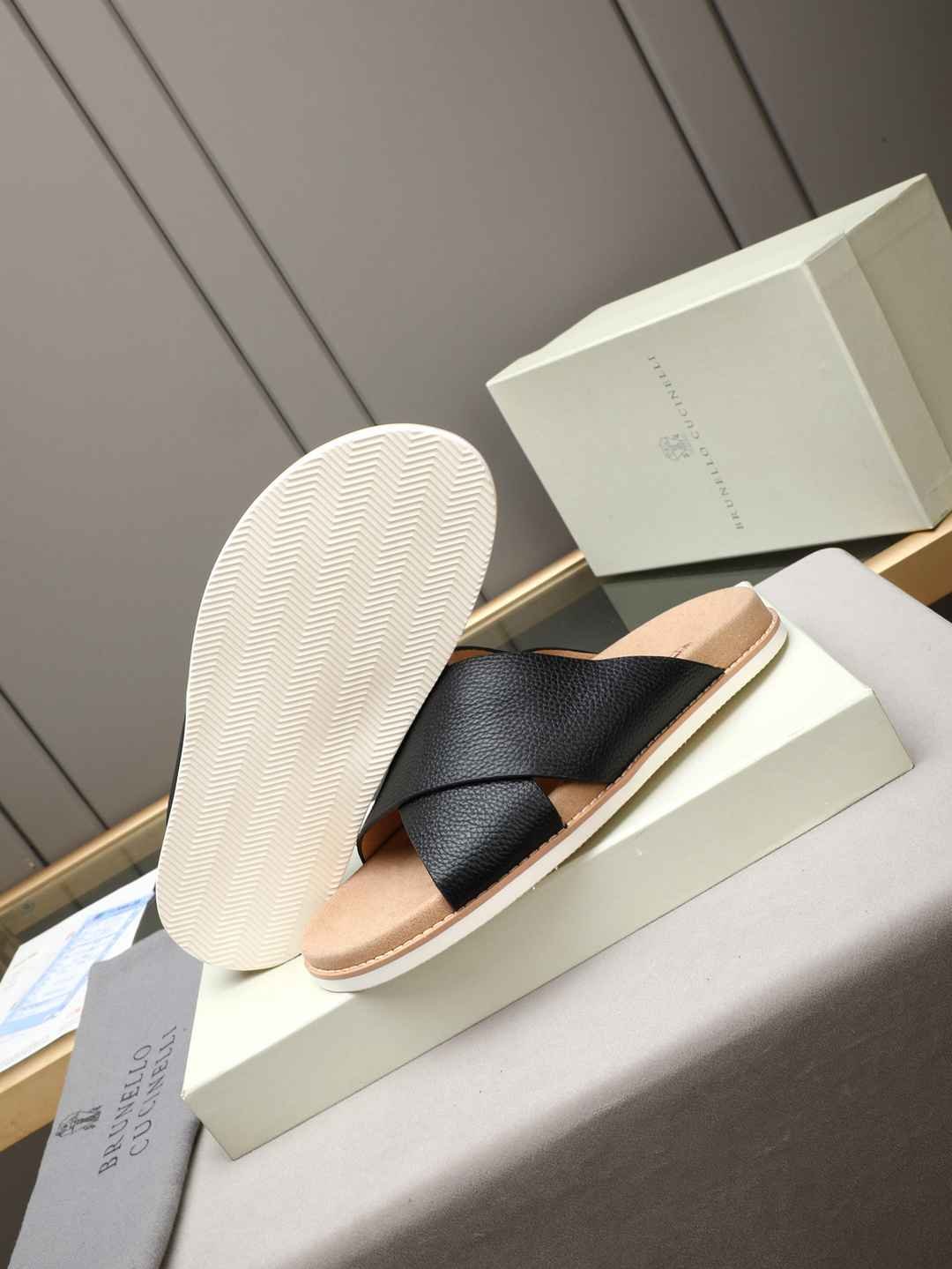 Brunello Cucinelli Men’s Brunello Cucinelli Slides Colorway 18 1308180-18