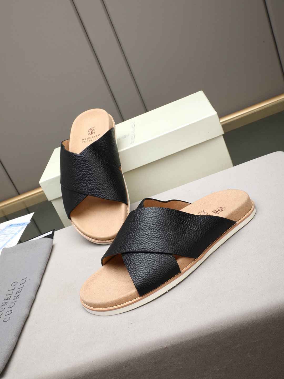 Brunello Cucinelli Men’s Brunello Cucinelli Slides Colorway 18 1308180-18