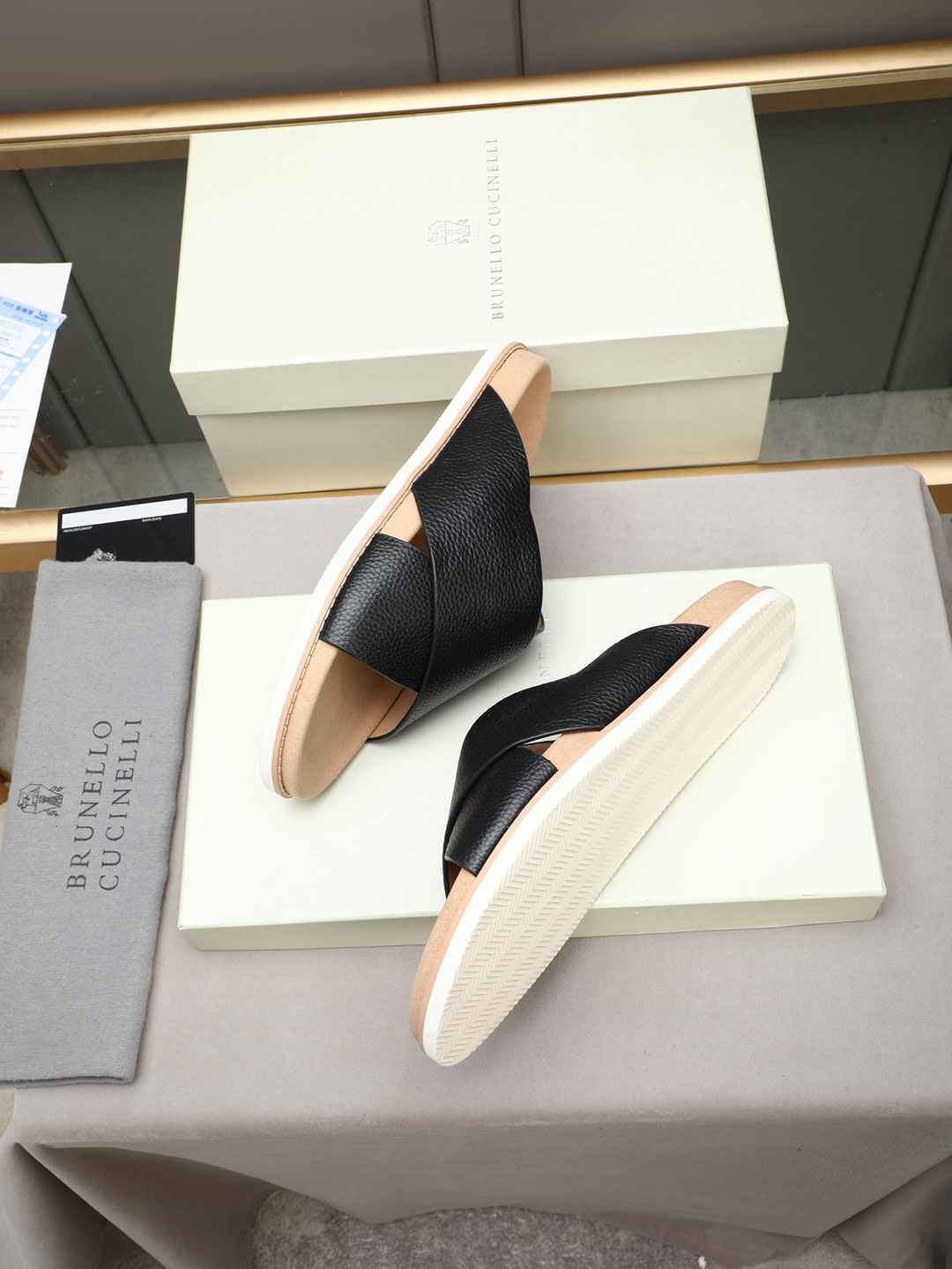 Brunello Cucinelli Men’s Brunello Cucinelli Slides Colorway 18 1308180-18