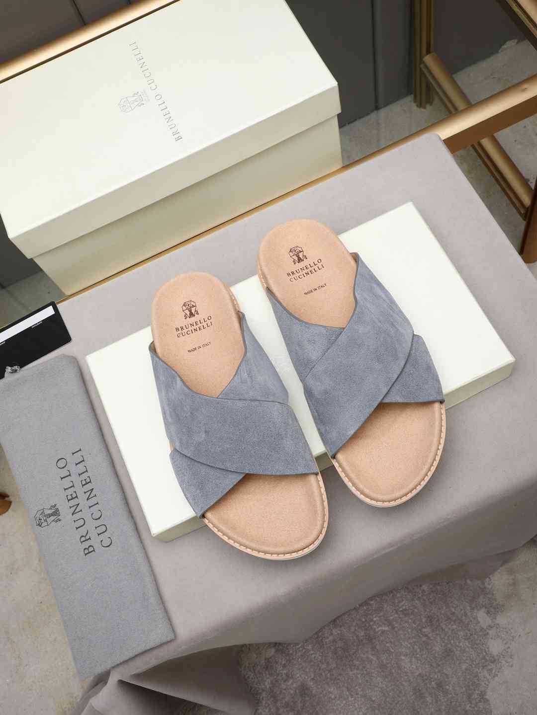 Brunello Cucinelli Men’s Brunello Cucinelli Slides Colorway 16 1308180-16