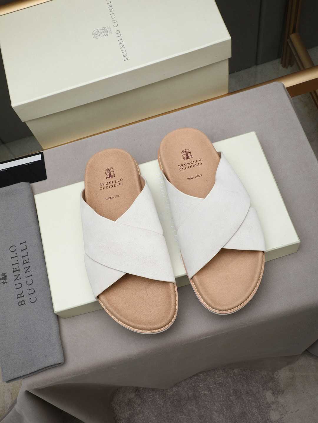Brunello Cucinelli Men’s Brunello Cucinelli Slides Colorway 15 1308180-15