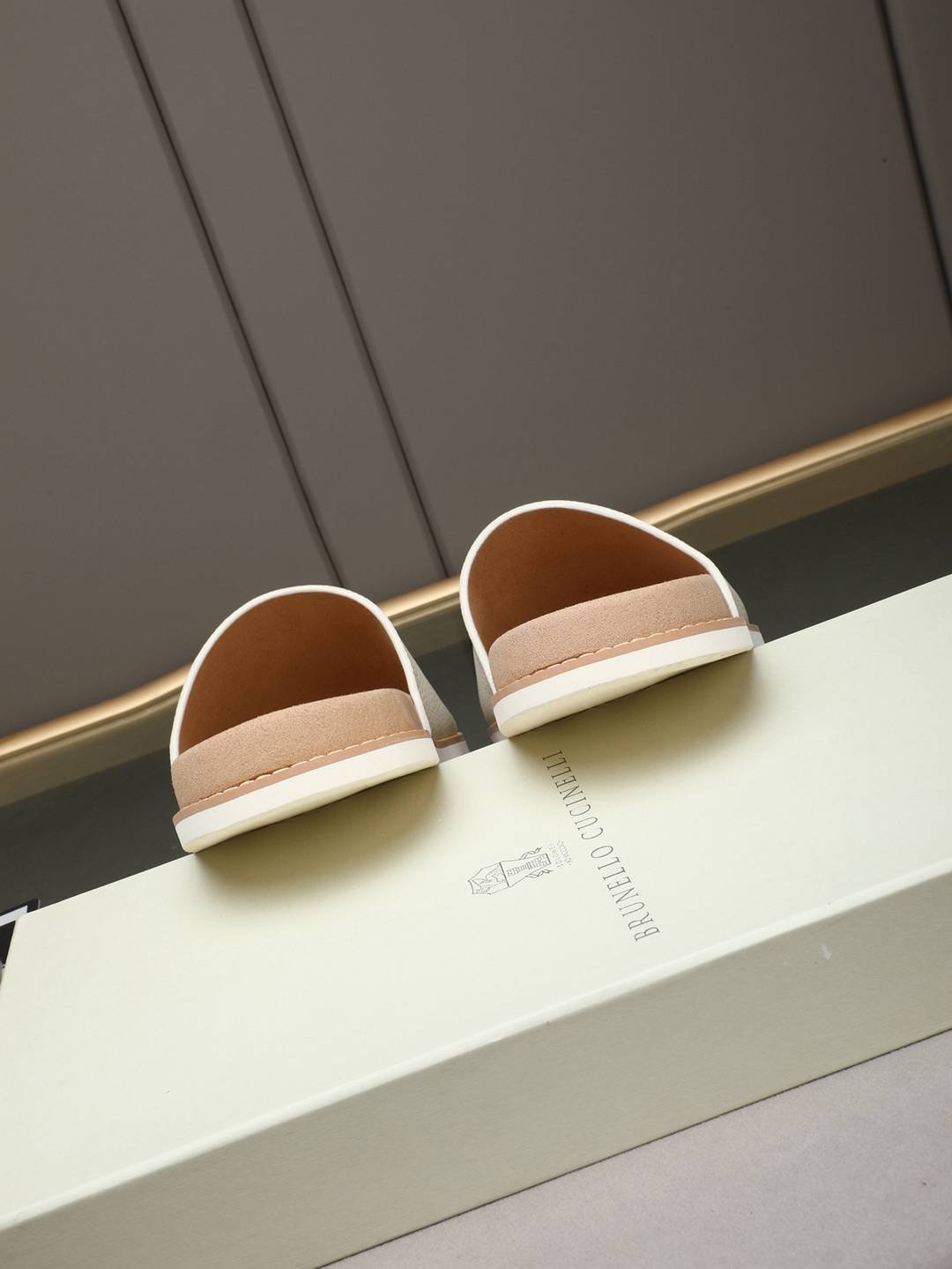 Brunello Cucinelli Men’s Brunello Cucinelli Slides Colorway 10 1308180-10