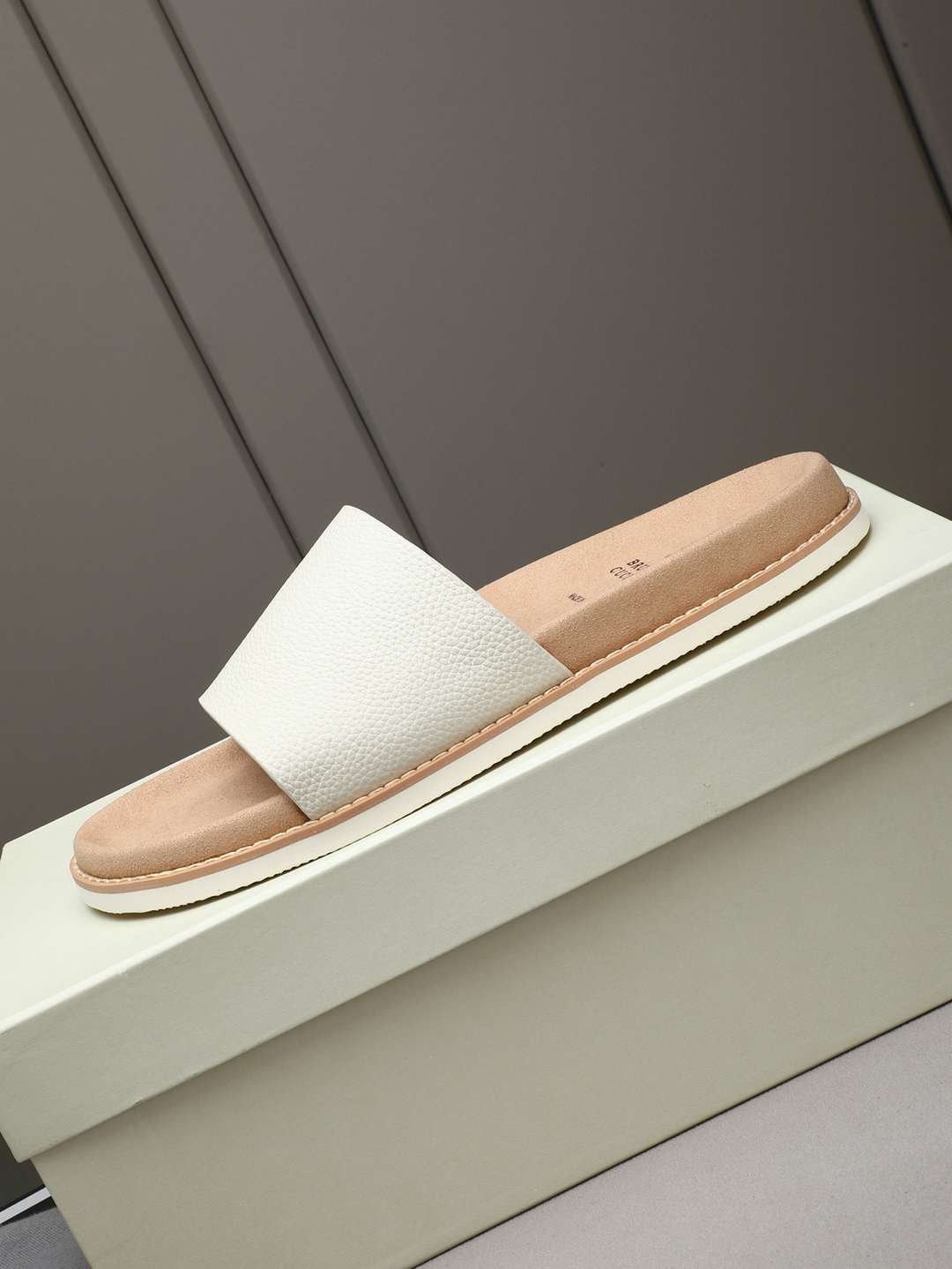 Brunello Cucinelli Men’s Brunello Cucinelli Slides Colorway 10 1308180-10