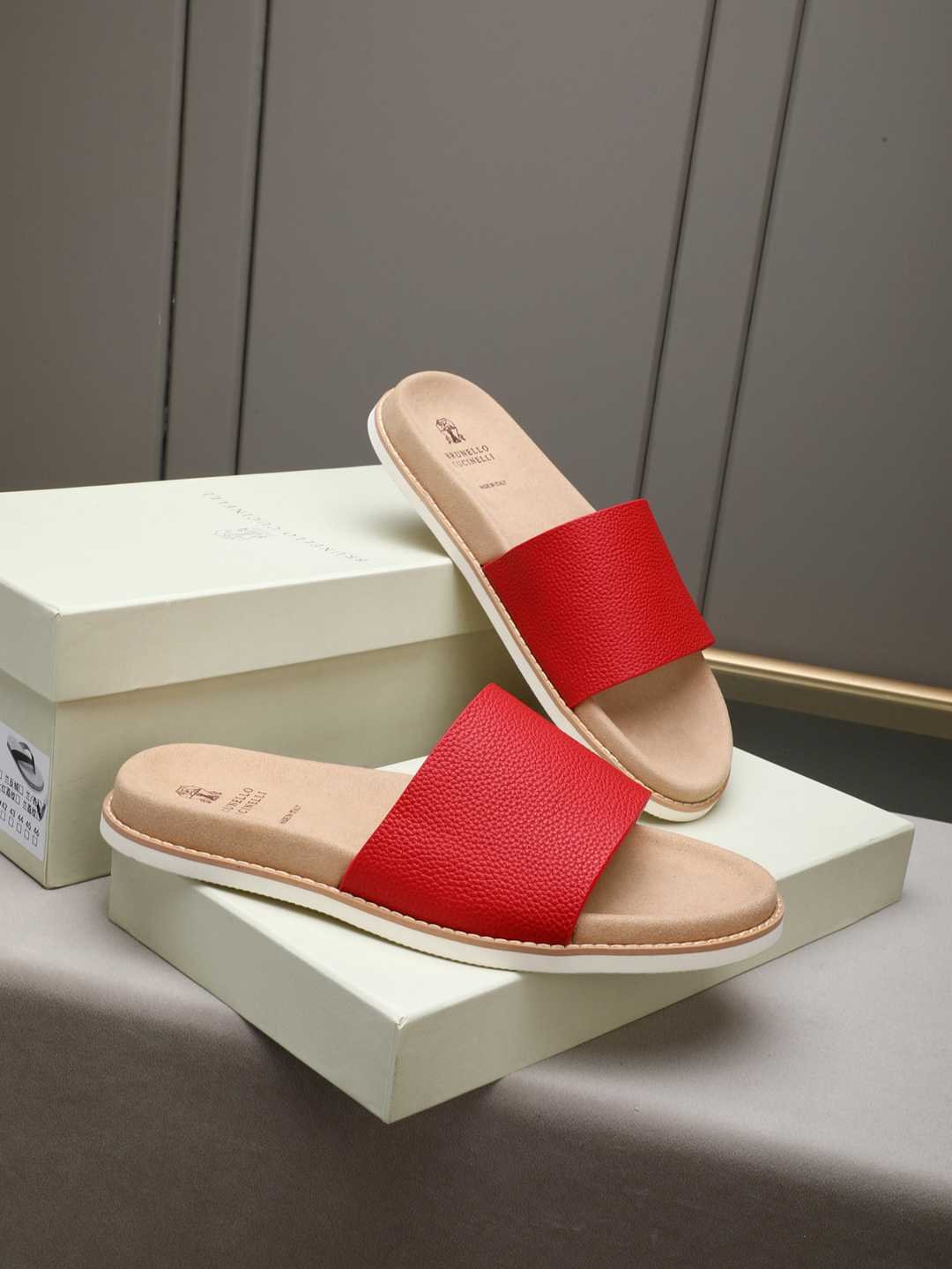 Brunello Cucinelli Men’s Brunello Cucinelli Slides Colorway 9 1308180-9