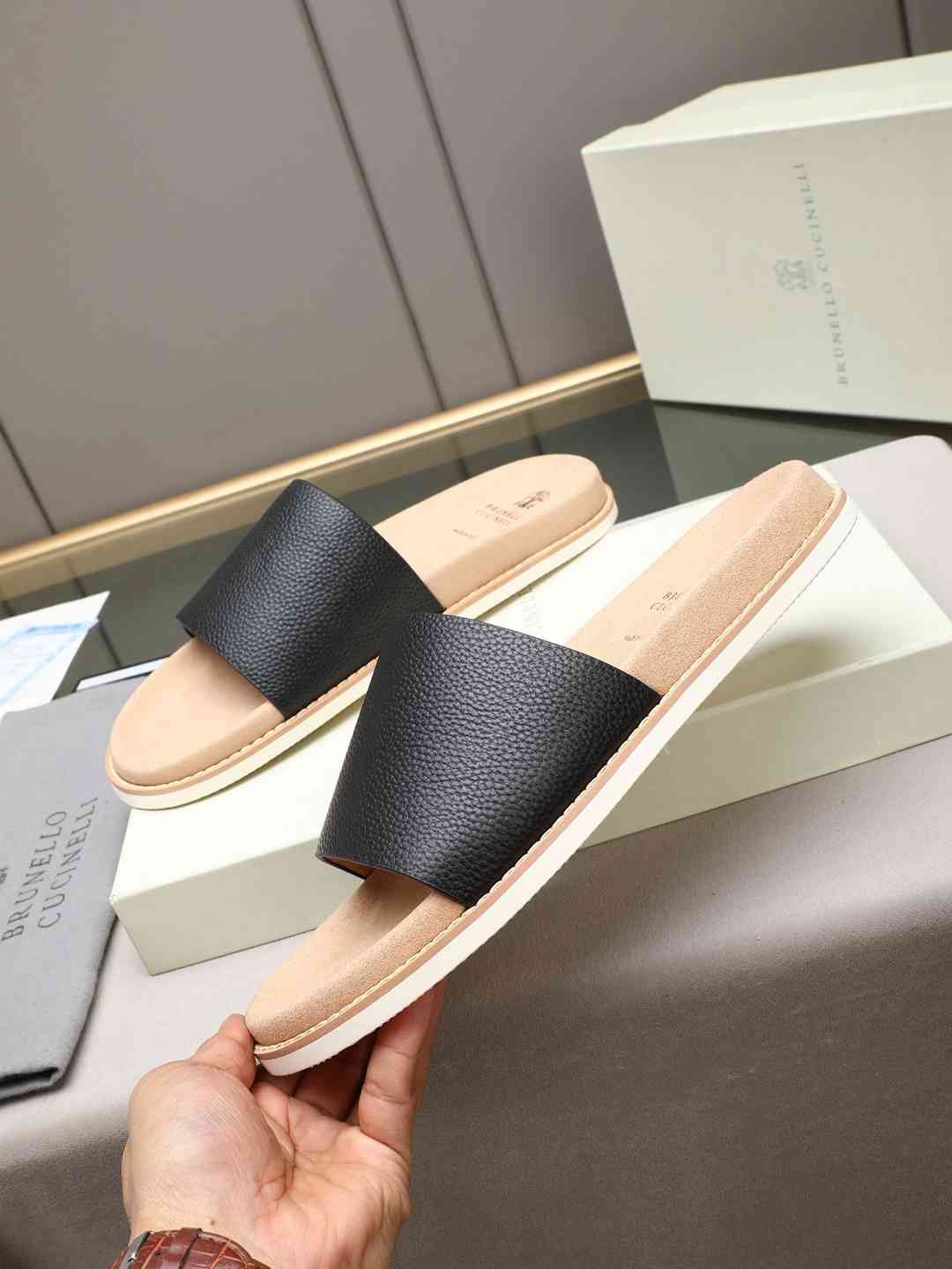 Brunello Cucinelli Men’s Brunello Cucinelli Slides Colorway 8 1308180-8