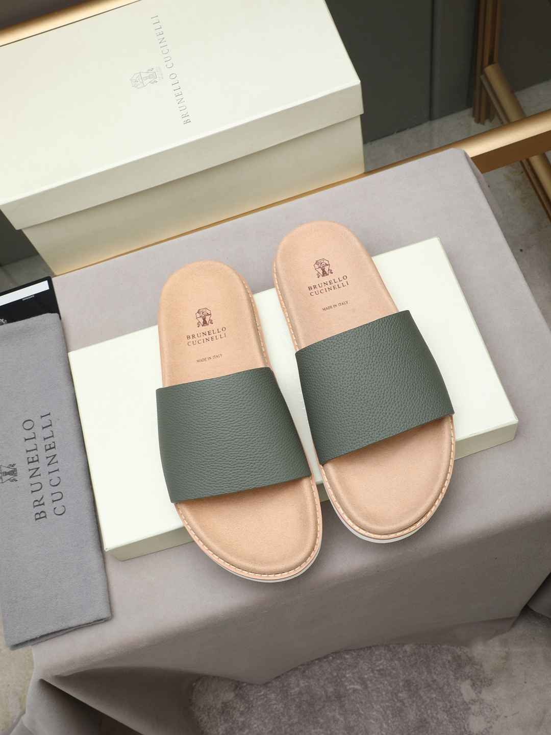 Brunello Cucinelli Men’s Brunello Cucinelli Slides Colorway 7 1308180-7