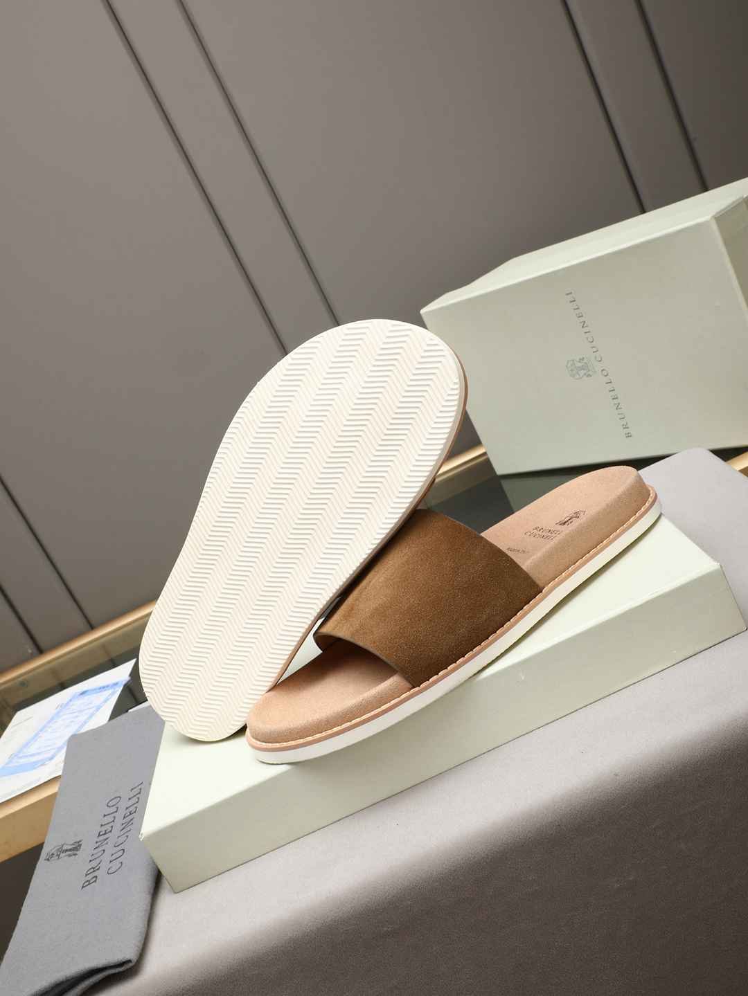 Brunello Cucinelli Men’s Brunello Cucinelli Slides Colorway 4 1308180-4
