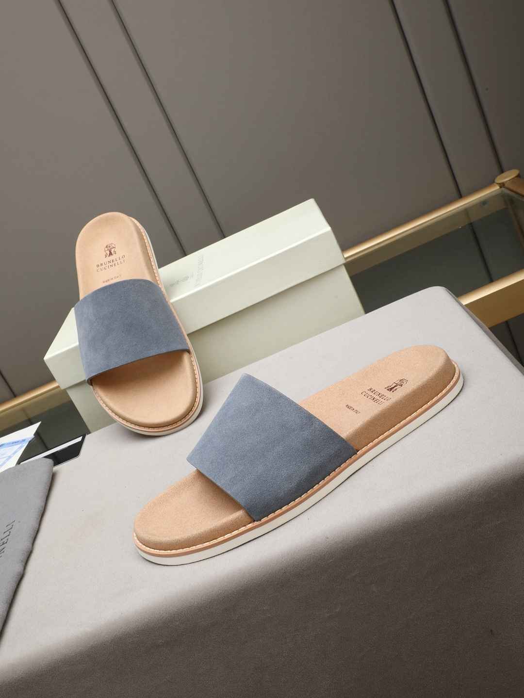Brunello Cucinelli Men’s Brunello Cucinelli Slides Colorway 3 1308180-3