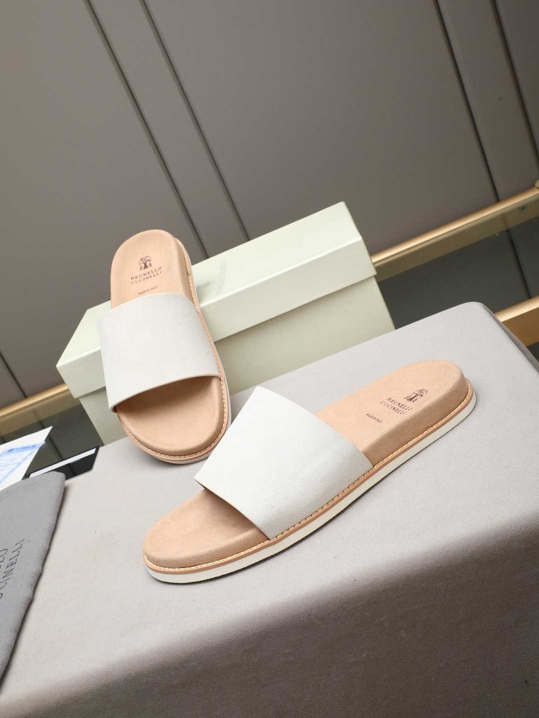 Men’s Sandals & Slides Men’s Brunello Cucinelli Slides Colorway 2 1308180-2