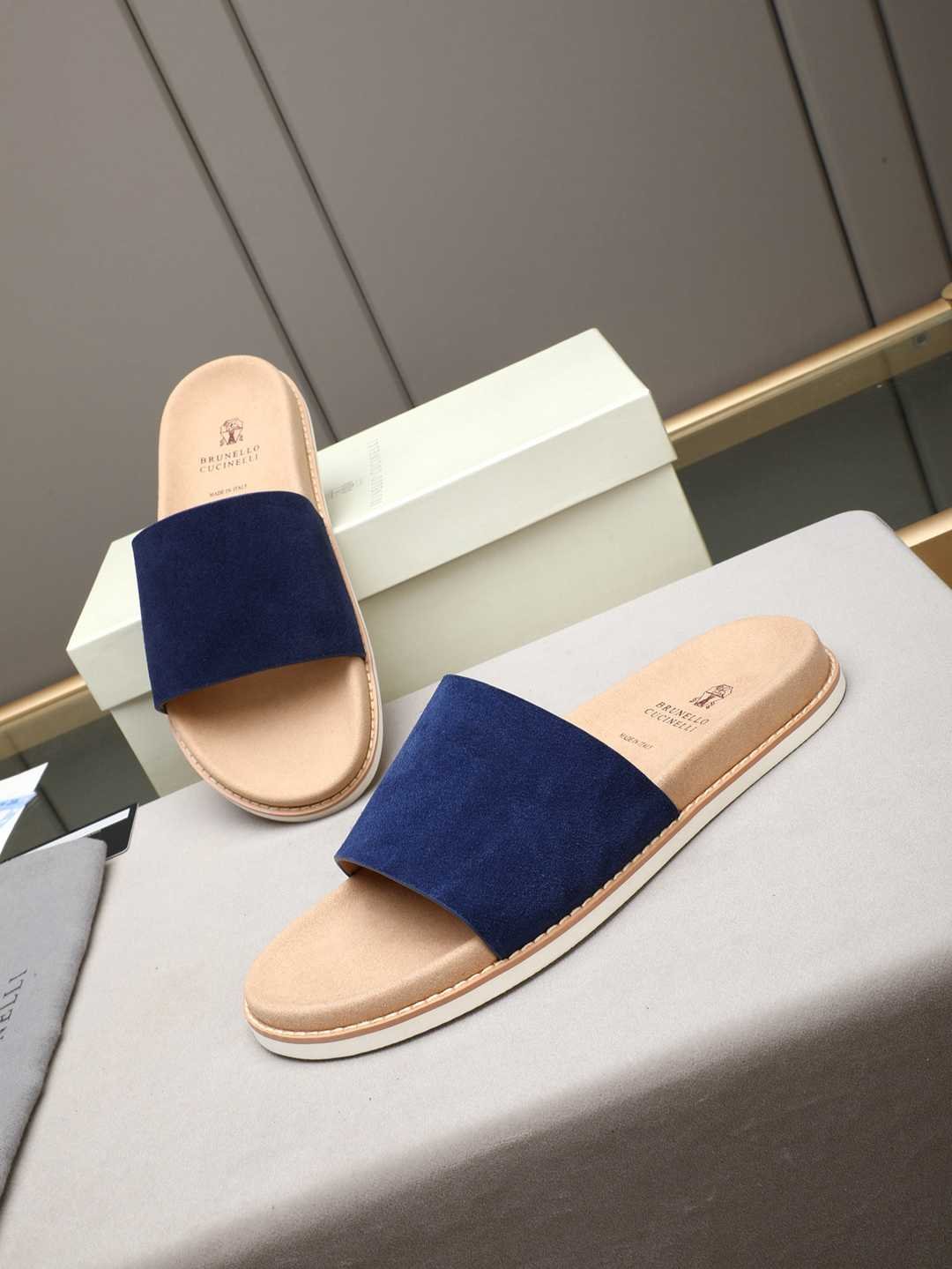 Brunello Cucinelli Men’s Brunello Cucinelli Slides Colorway 1 1308180-1