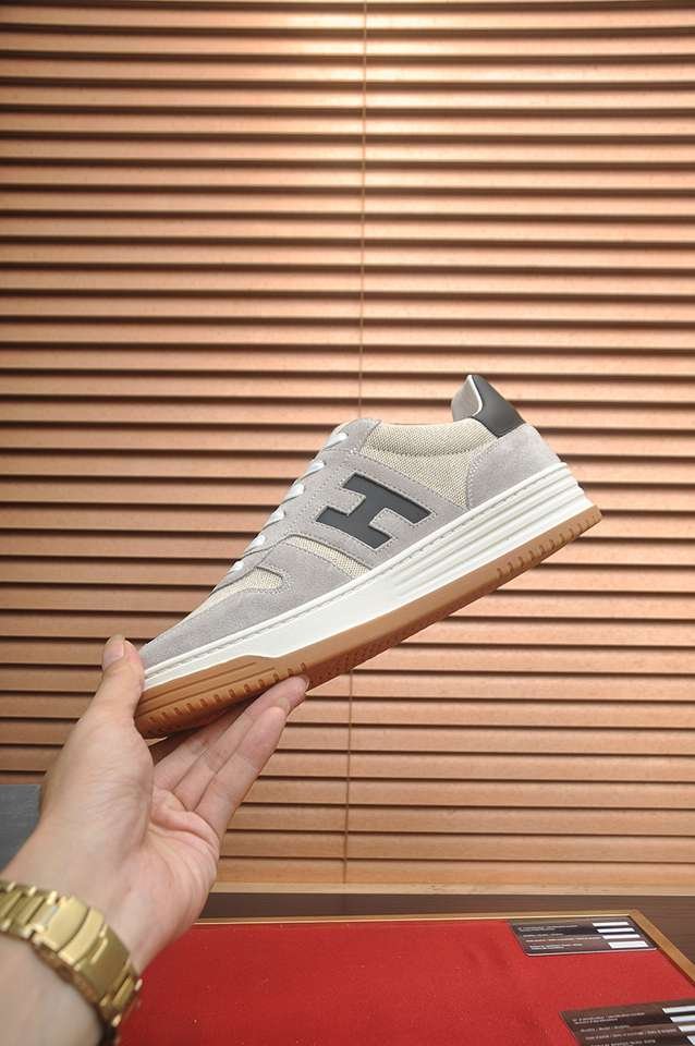 Hogan Men’s Leather Casual Sneakers Colorway 3 1133360-3