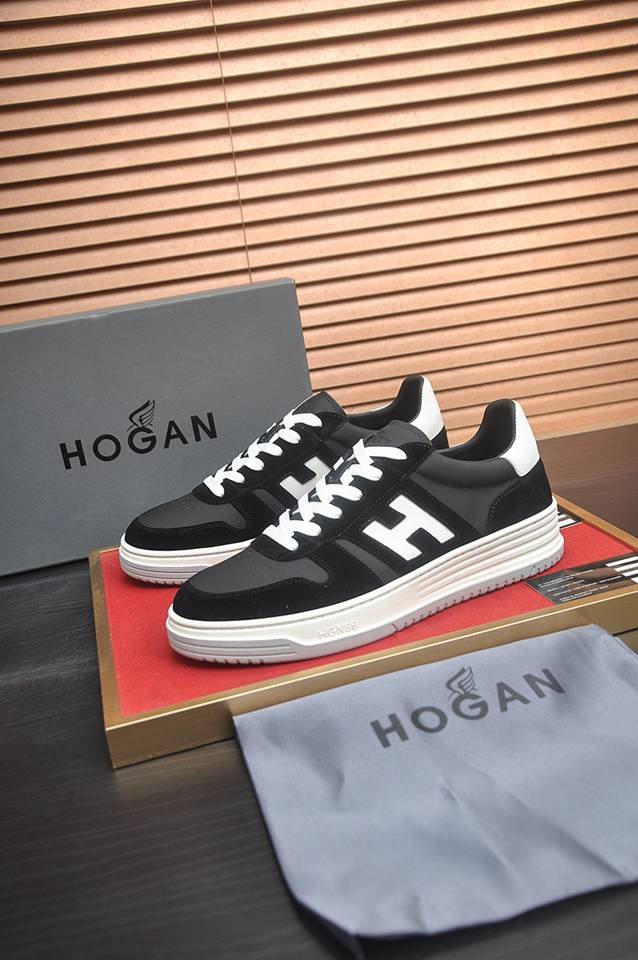Hogan Men’s Leather Casual Sneakers 1133360
