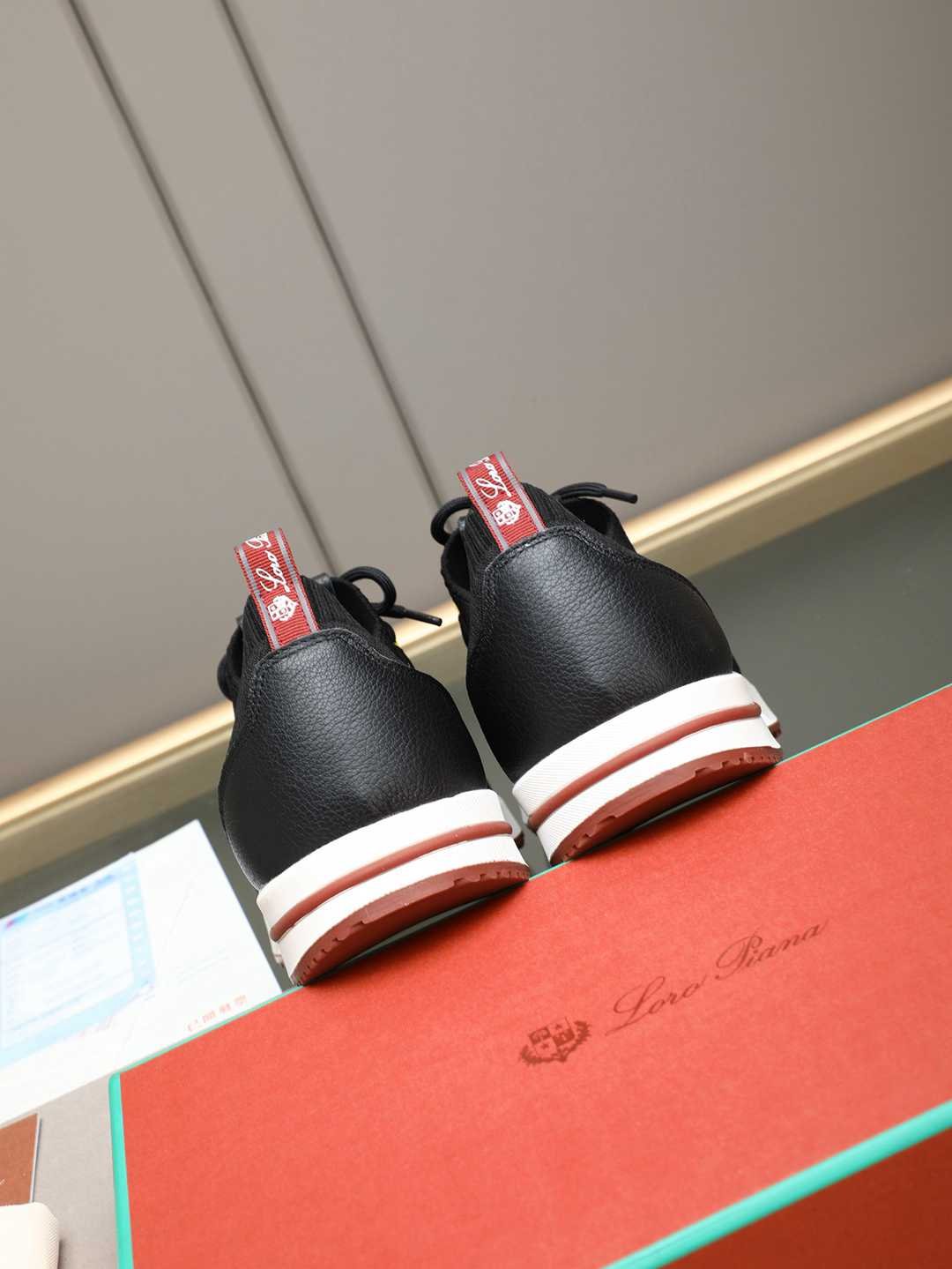 Loro Piana LP Loro Sneakers 1308240