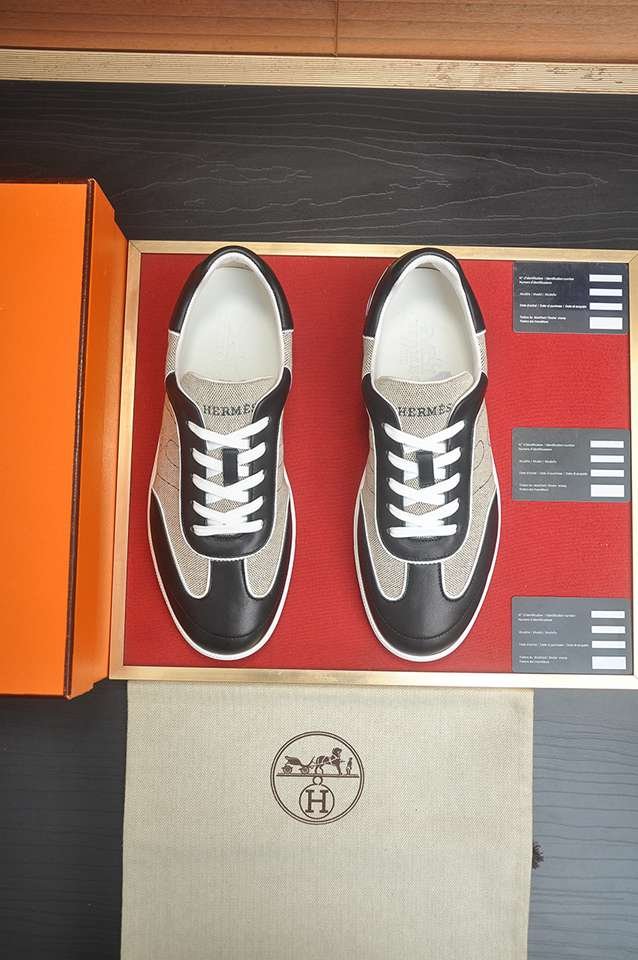 Hermes Leather Sneakers 1133340