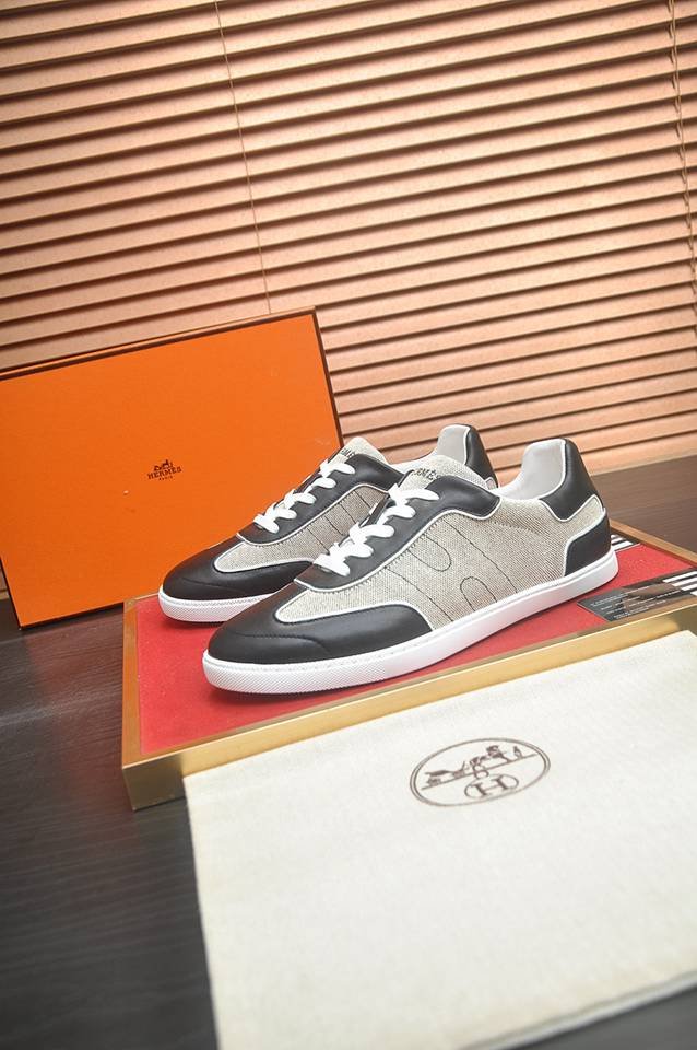 Hermes Leather Sneakers 1133340