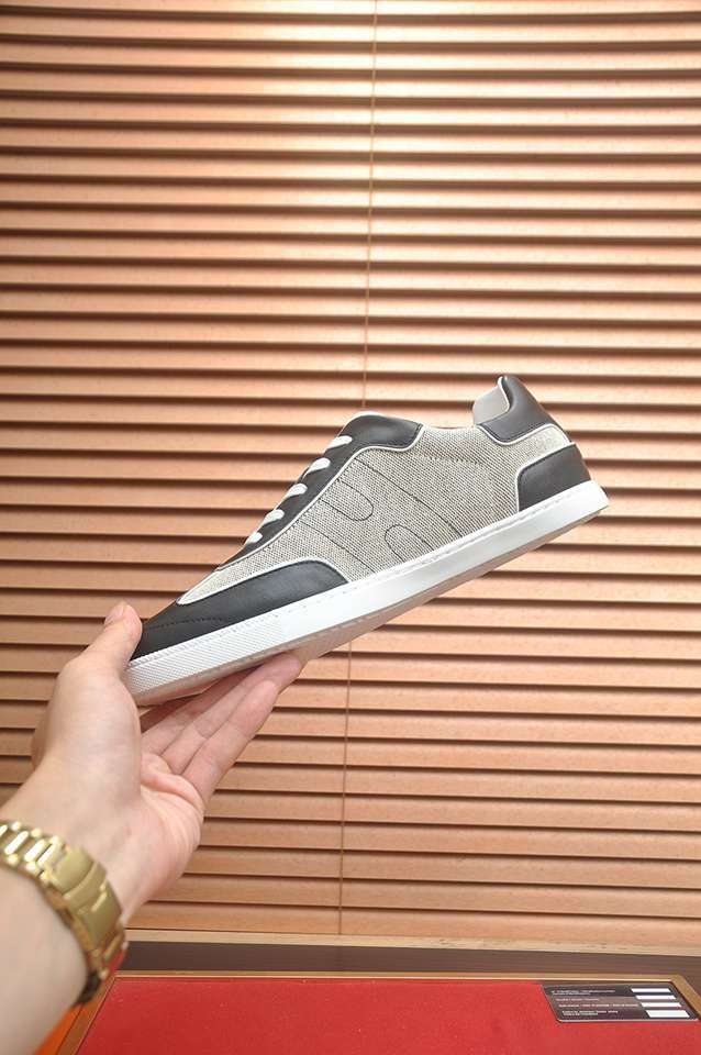 Hermes Leather Sneakers 1133340