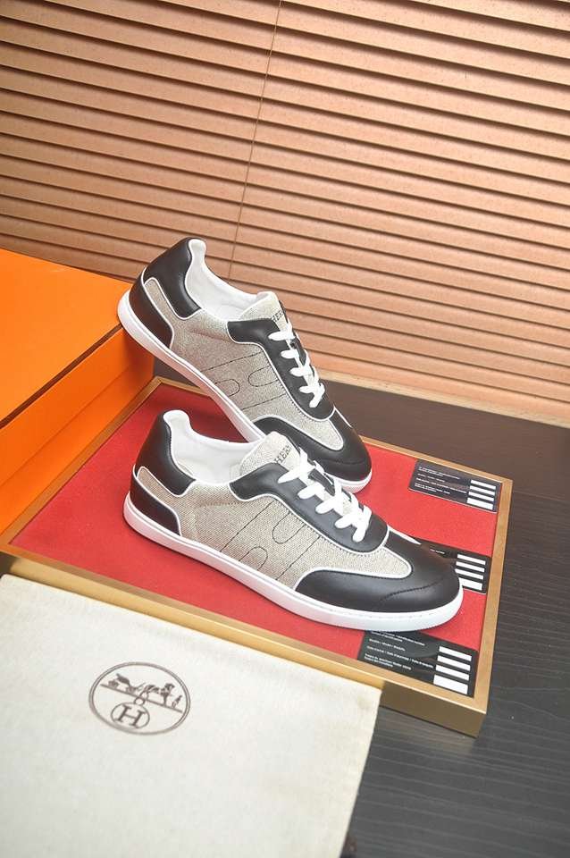 Hermes Leather Sneakers 1133340