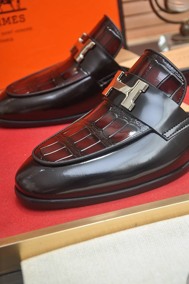 Hermes Men’s Leather Sandals Colorway 7 1133260-7